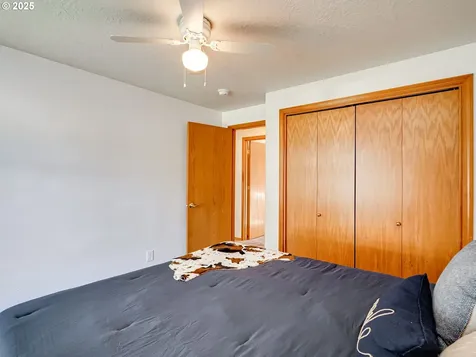 1065 Ridgefield Court Stayton OR 97383