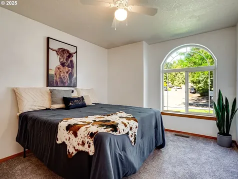 1065 Ridgefield Court Stayton OR 97383