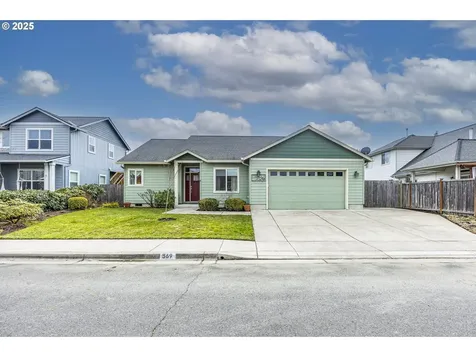 369 Camrin Loop Creswell OR 97426