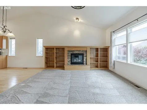 369 Camrin Loop Creswell OR 97426