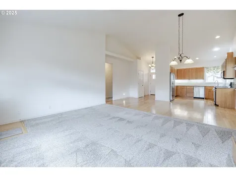 369 Camrin Loop Creswell OR 97426
