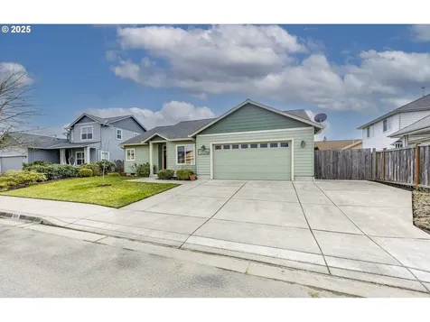 369 Camrin Loop Creswell OR 97426