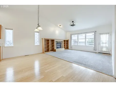 369 Camrin Loop Creswell OR 97426