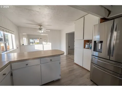 1808 Maple Street Myrtle Point OR 97458
