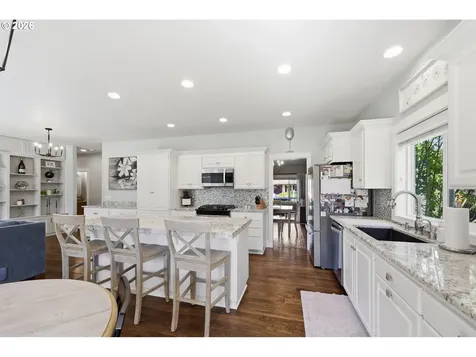 3424 Sussex Street Eugene OR 97401