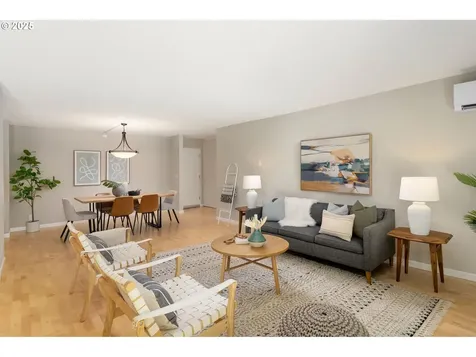 2393 SW Park Place Portland OR 97205