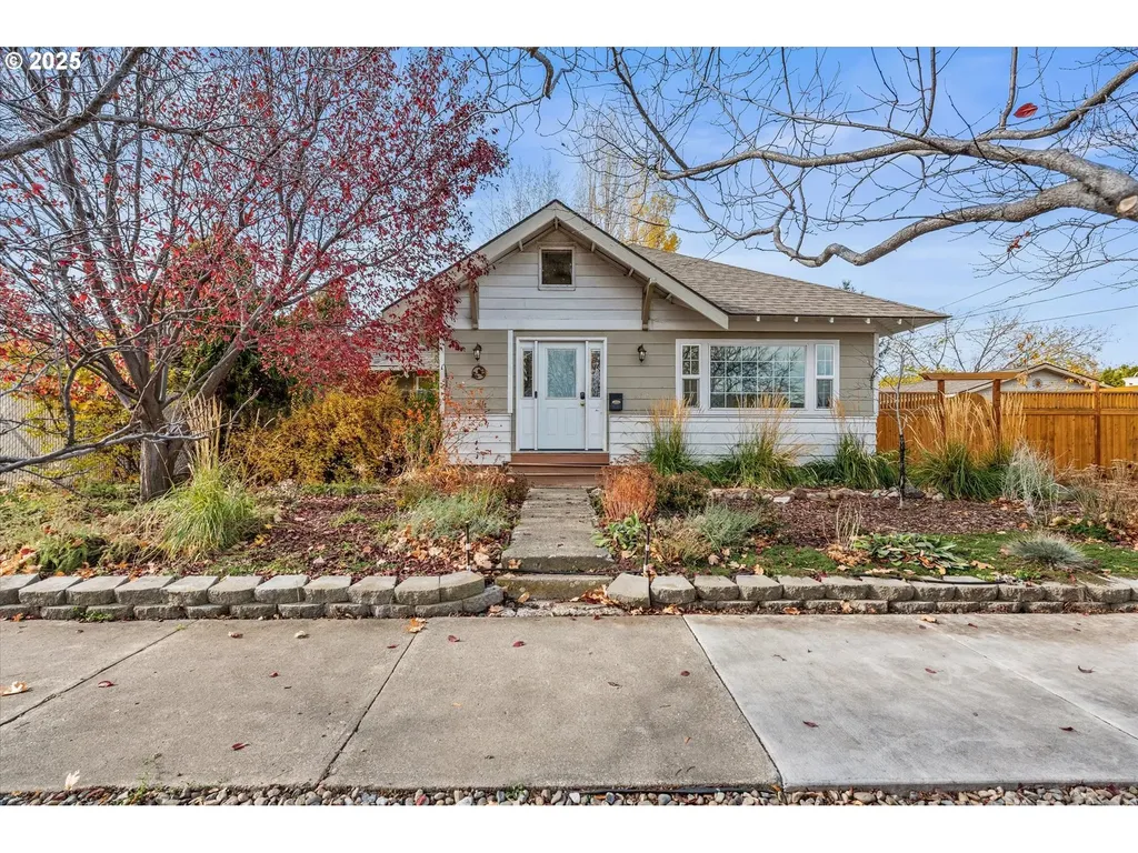 2819 College Street Baker City OR 97814