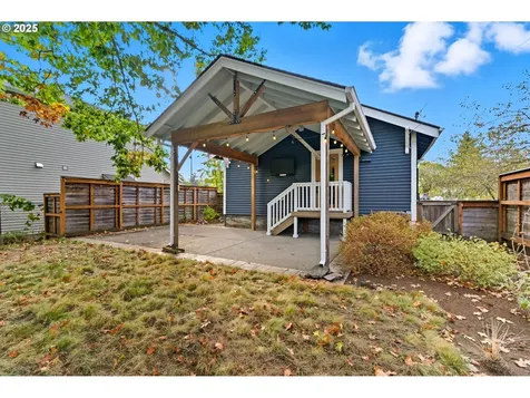 1503 NE Holman Street Portland OR 97211