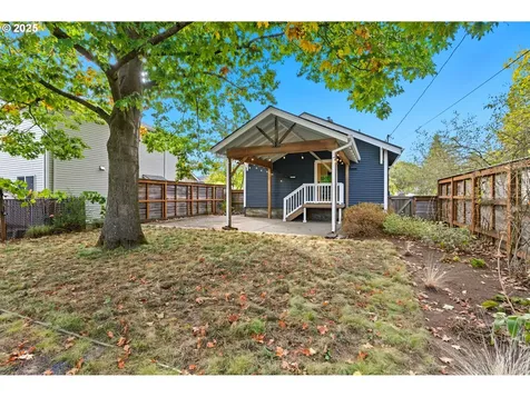 1503 NE Holman Street Portland OR 97211