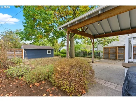 1503 NE Holman Street Portland OR 97211