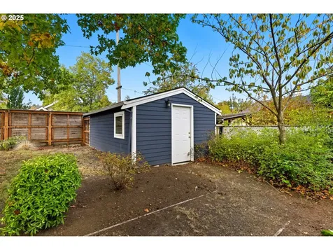 1503 NE Holman Street Portland OR 97211