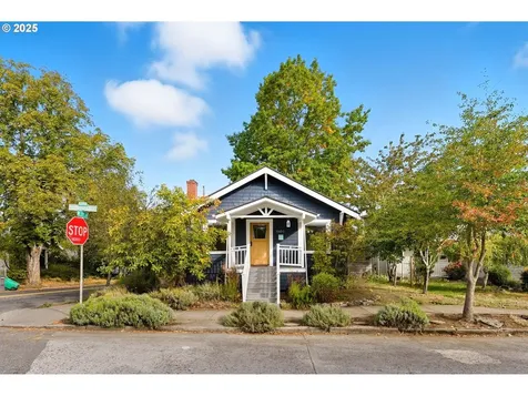 1503 NE Holman Street Portland OR 97211