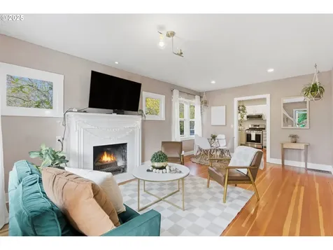 1503 NE Holman Street Portland OR 97211