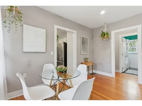 1503 NE Holman Street Portland OR 97211