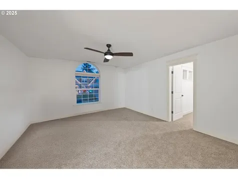 978 N Alder Street Canby OR 97013