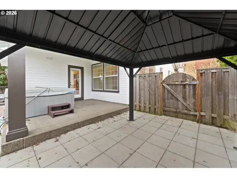 978 N Alder Street Canby OR 97013