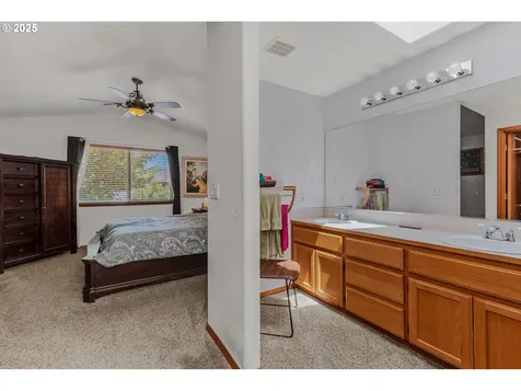 200 NW 148th Street Vancouver WA 98685