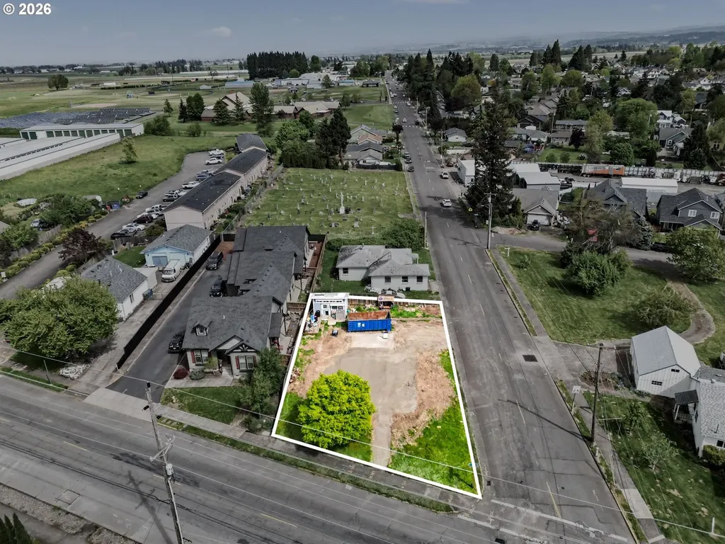 515 N Main Street Mt. Angel OR 97362