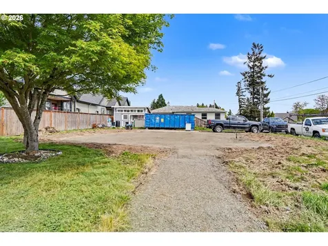 515 N Main Street Mt. Angel OR 97362