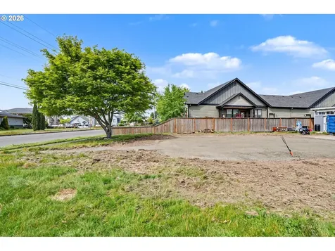 515 N Main Street Mt. Angel OR 97362