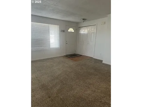 445 Timothy Street Junction City OR 97448