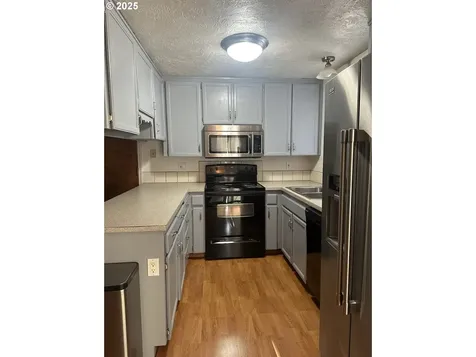 445 Timothy Street Junction City OR 97448