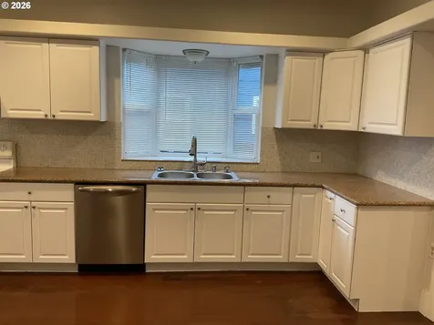 6313 SE 92nd Avenue Portland OR 97266