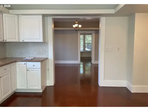 6313 SE 92nd Avenue Portland OR 97266