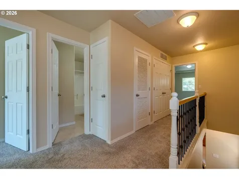 736 N Little Oak Street Newberg OR 97132