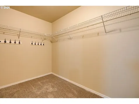 736 N Little Oak Street Newberg OR 97132