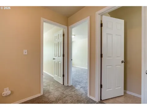 736 N Little Oak Street Newberg OR 97132