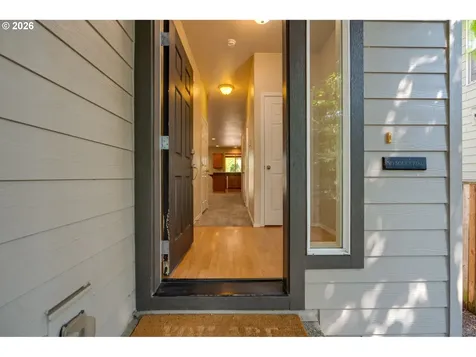 736 N Little Oak Street Newberg OR 97132