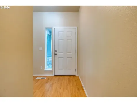 736 N Little Oak Street Newberg OR 97132