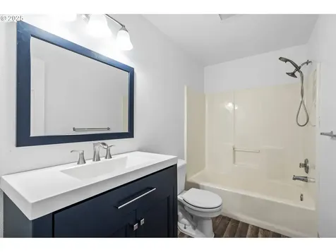 1040 Ashland Street Kalama WA 98625