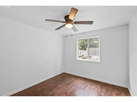 1040 Ashland Street Kalama WA 98625