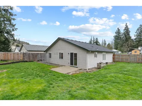 1040 Ashland Street Kalama WA 98625