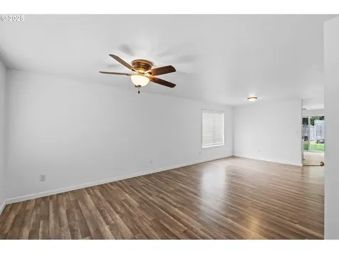 1040 Ashland Street Kalama WA 98625