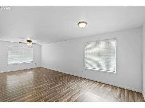 1040 Ashland Street Kalama WA 98625