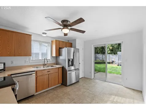 1040 Ashland Street Kalama WA 98625
