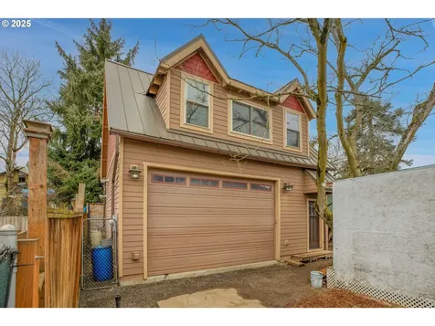 5835 N Boston Avenue Portland OR 97217