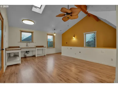 5835 N Boston Avenue Portland OR 97217