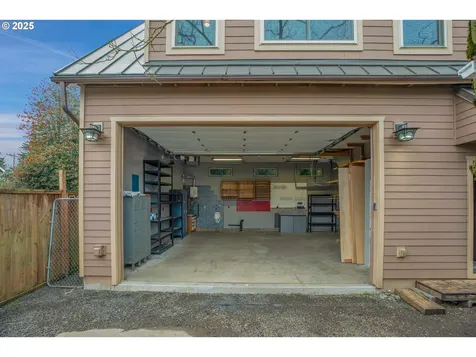5835 N Boston Avenue Portland OR 97217