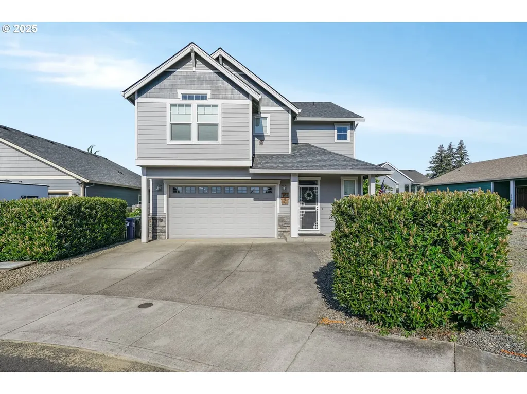 860 SE Pineview Court Estacada OR 97023