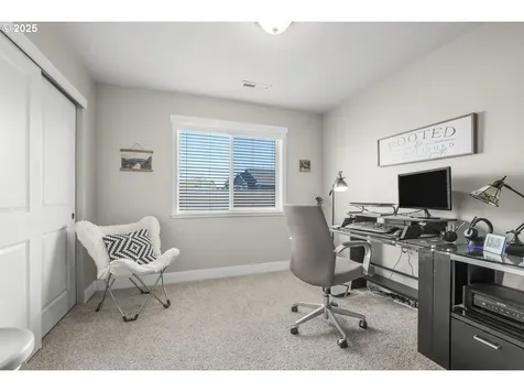 860 SE Pineview Court Estacada OR 97023