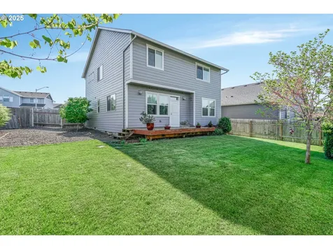 860 SE Pineview Court Estacada OR 97023