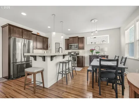 860 SE Pineview Court Estacada OR 97023