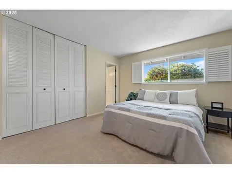 15920 SW Royalty Parkway Portland OR 97224
