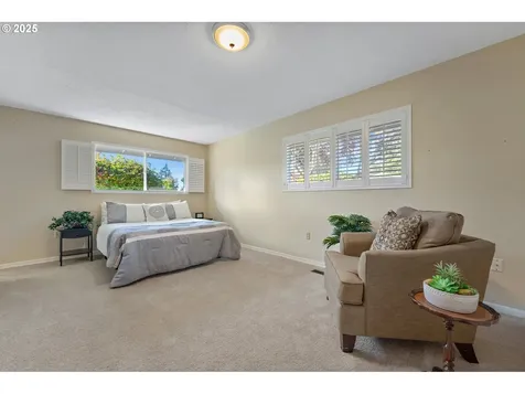 15920 SW Royalty Parkway Portland OR 97224
