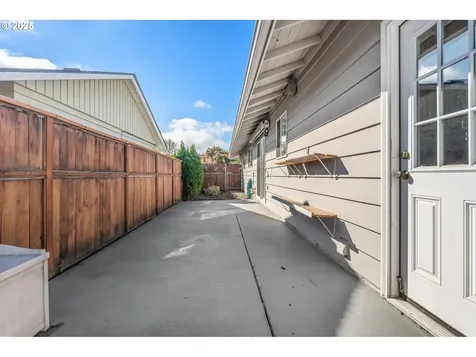 15920 SW Royalty Parkway Portland OR 97224