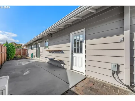 15920 SW Royalty Parkway Portland OR 97224
